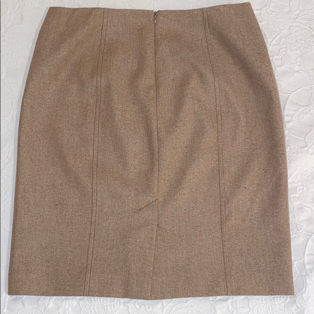 Worth 100% Wool Tan Skirt Size 14 - Picture 2 of 10